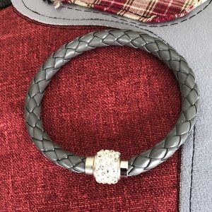 Grey magnetic bracket